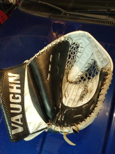 Vaughn Goalie Glove