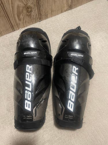 Used Bauer Pro Series Shin Pads