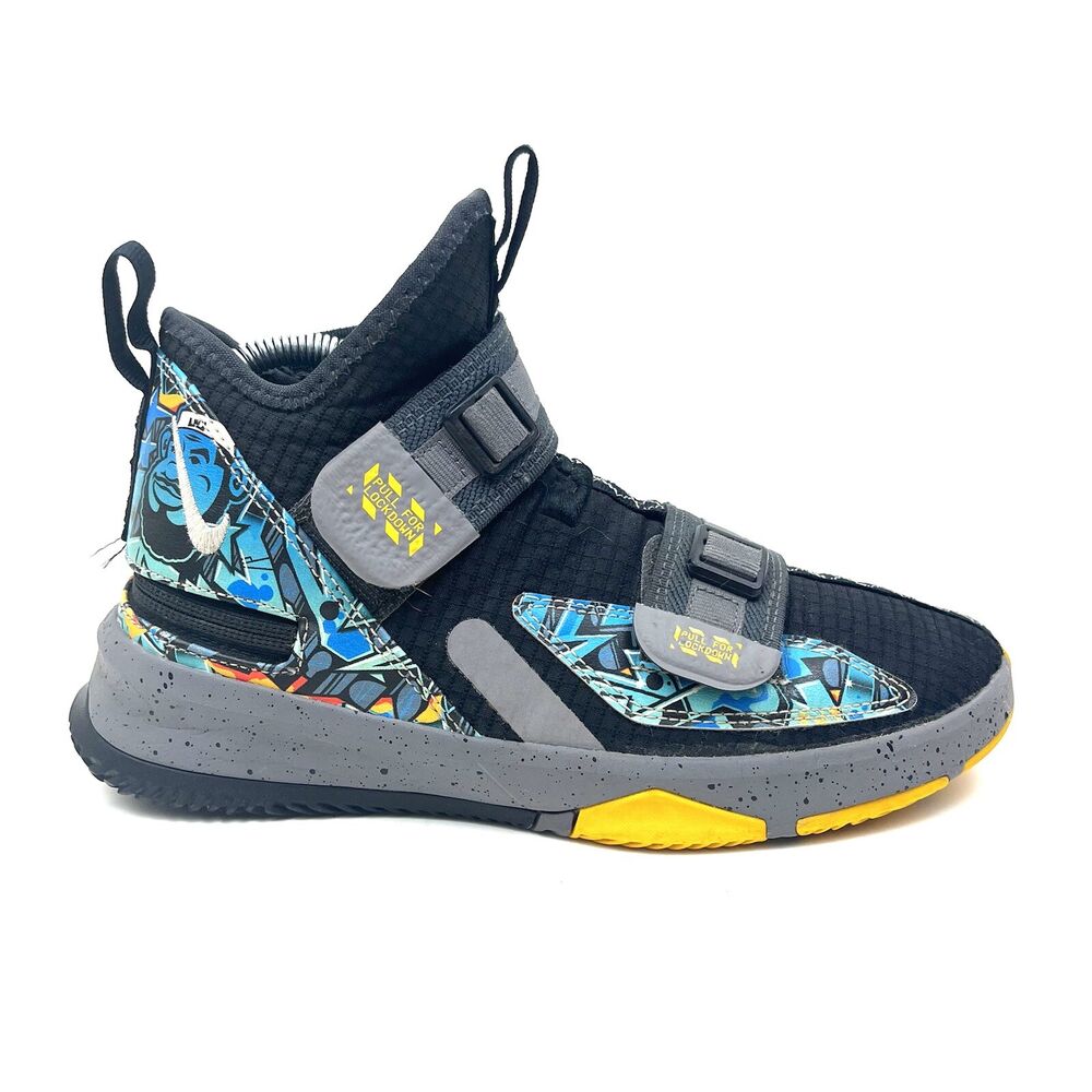 Nike Lebron Solider 13 Flyease 