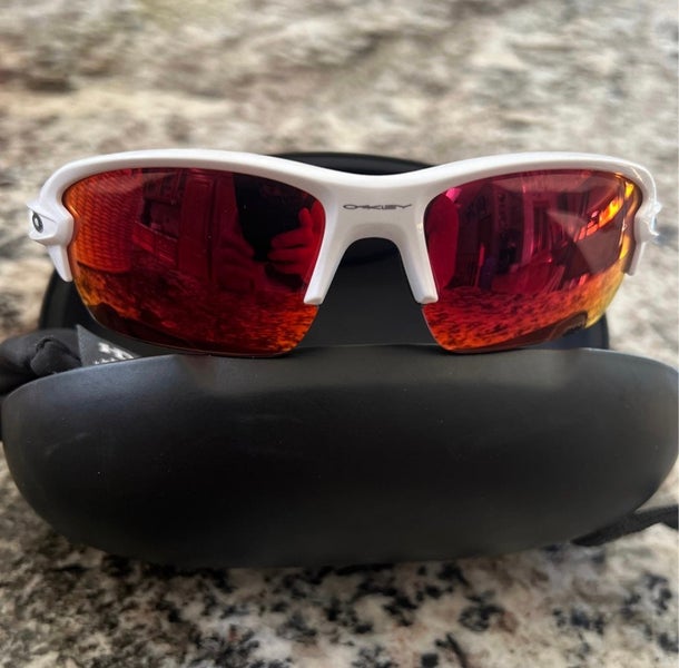 Used Youth Oakley Flak Youth Sunglasses | SidelineSwap