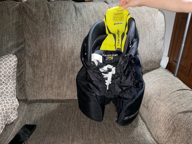 Youth Used Large Bauer Supreme 2s Pro Hockey Pants