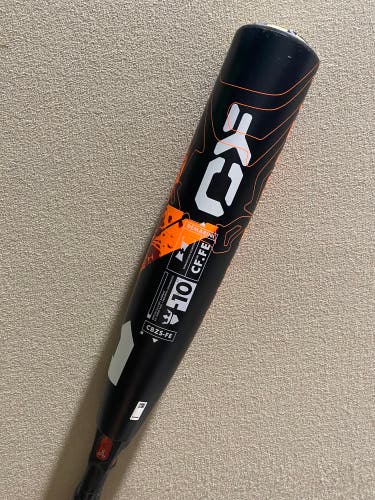 2022 DeMarini (-10) 18 oz 28" CF MASHUP Bat