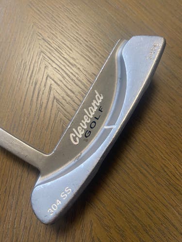 Cleveland RH Huntington Beach Putter
