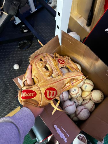 Infield 11.25" A2000 Baseball Glove