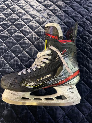 Used Bauer Extra Wide Width Size 9 Vapor 2X Pro Hockey Skates