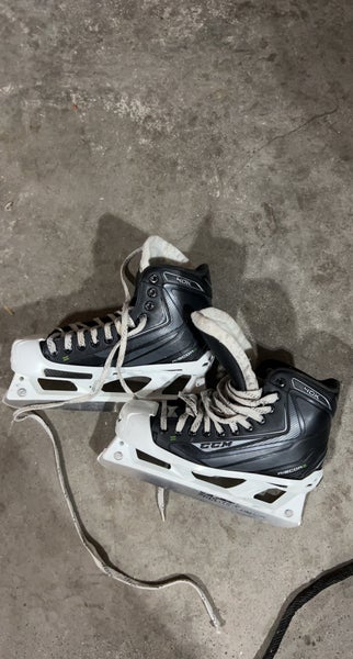 CCM Ribcor 40K Hockey Goalie Skates Regular Width Size 9