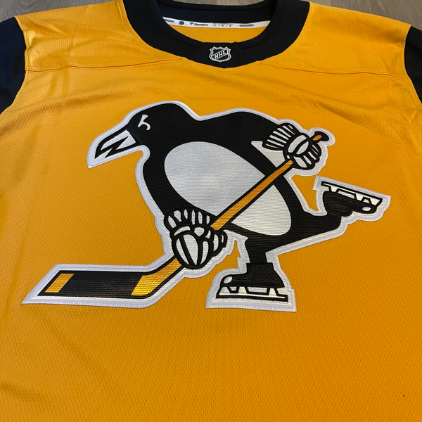 Men's Adidas Gold Pittsburgh Penguins Alternate Authentic Team Jersey Size: Small