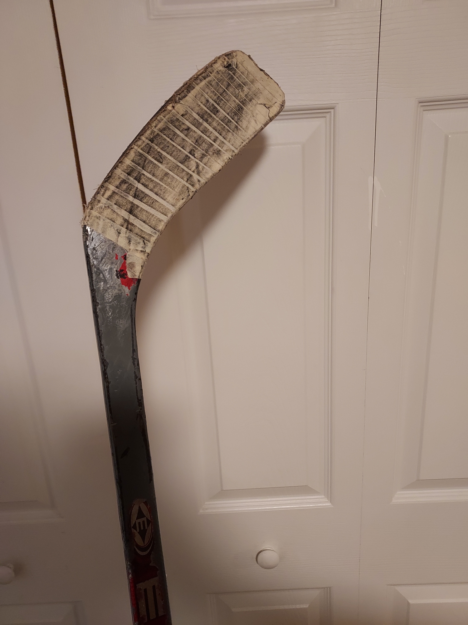 Senior Used Left Hand Easton Stealth Hockey Stick P28