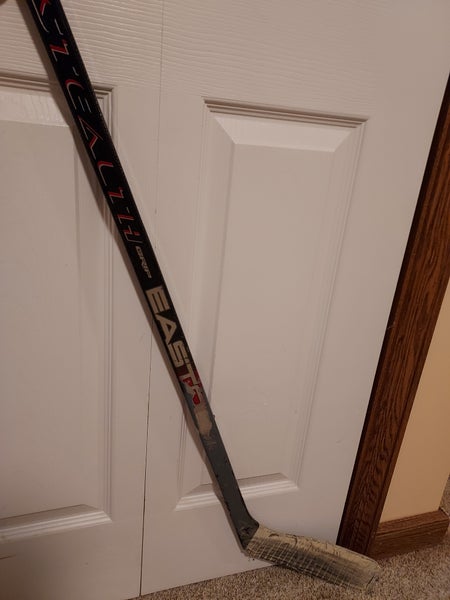 Easton Stealth 888 P5 Jr Getzlaf L4.5 Hockey Stick - Left Handed :  : Sports & Outdoors