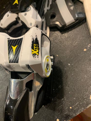 Atomic x16 Bindings Binding Ski skis