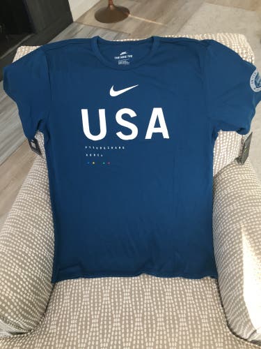 Official Olympic US Ski And Snowboard Team Large Nike Shirt - New