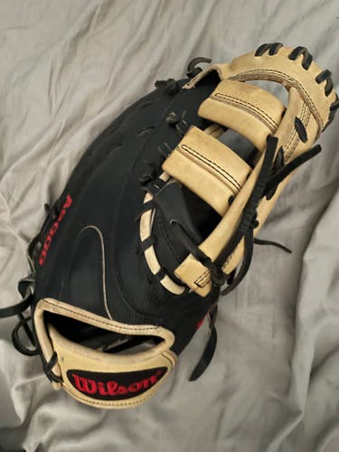 Used Right Hand Throw Wilson First Base A2000 Baseball Glove 12.5"