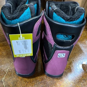 Flow Used Size 8.0 (Women's 9.0) Women's Snowboard Boots