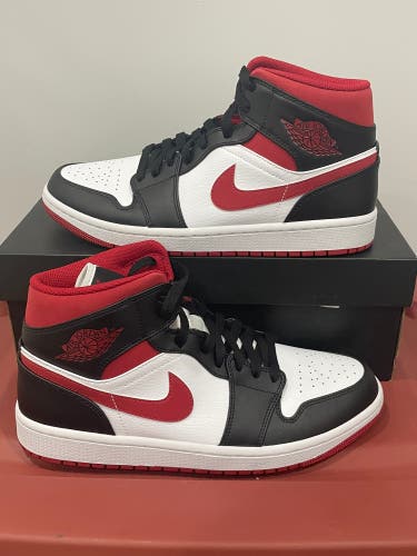 Nike Air Jordan 1 Mid Shoes Size 9.5  Bulls Gym Red Black White - New in box