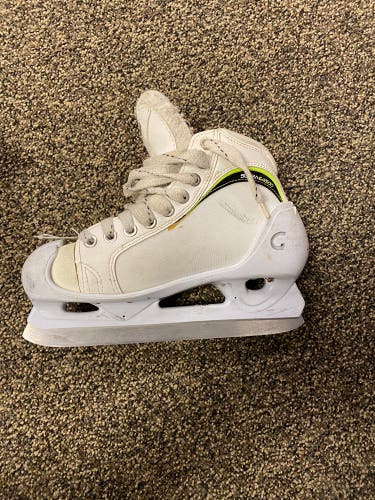 Used Graf Regular Width  Size 4 Supra G4500 Hockey Goalie Skates