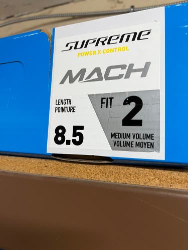 New Bauer Supreme Mach Hockey Skates - Size 8.5 Sr.