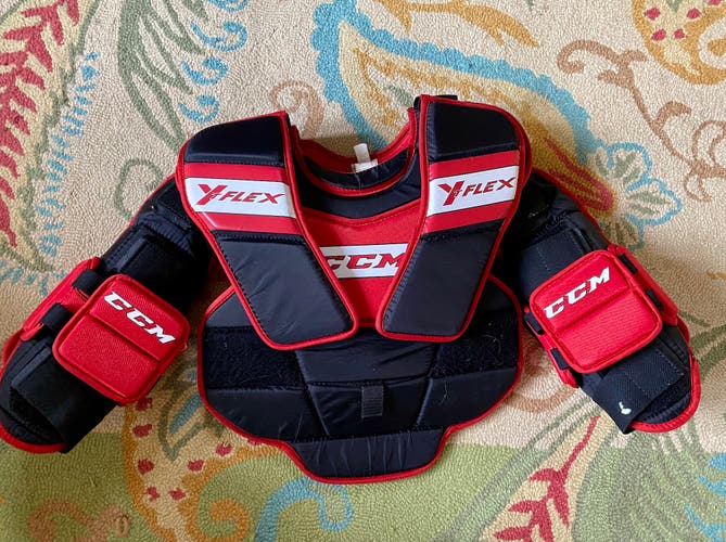 Used Large/XL Junior/Youth CCM Yflex Goalie Chest Protector