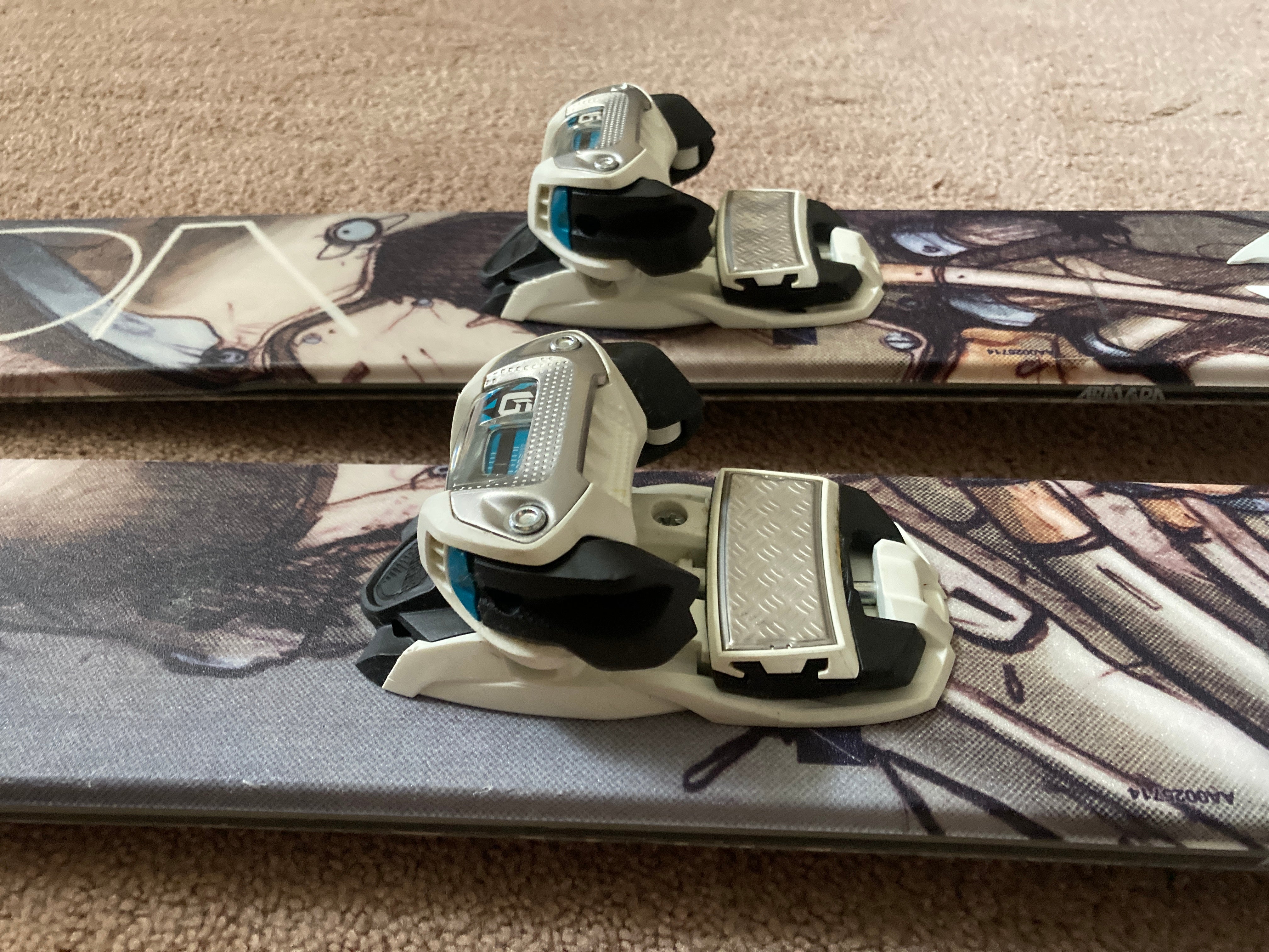 Used Armada 185 cm Powder JJ 2.0 Skis With Marker Griffon Bindings 