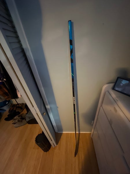 Senior Left Hand P92 Nexus Geo Hockey Stick