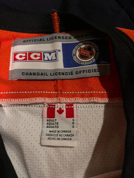 Vintage CCM Flyers Jersey for Sale in Nesquehoning, PA - OfferUp