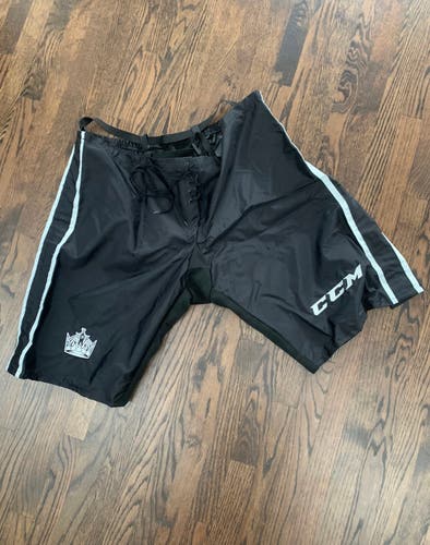 NHL LA KINGS Pro Stock - Goalie Pant Shells Size XL