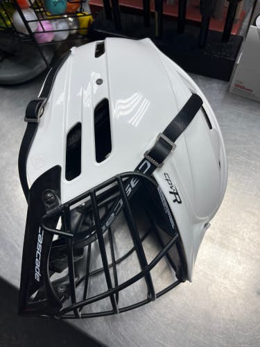 Player's Cascade CPV-R Helmet