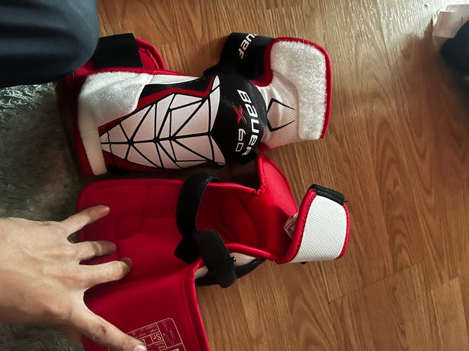 Used Large Bauer Elbow Pads