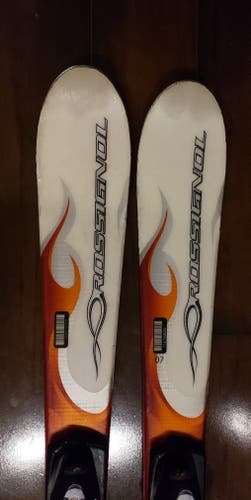 JUNIOR YOUTH SKIS 110cm ROSSIGNOL with ROSSIGNOL COMP J BINDINGS *USED* CLEAN/READY TO USE