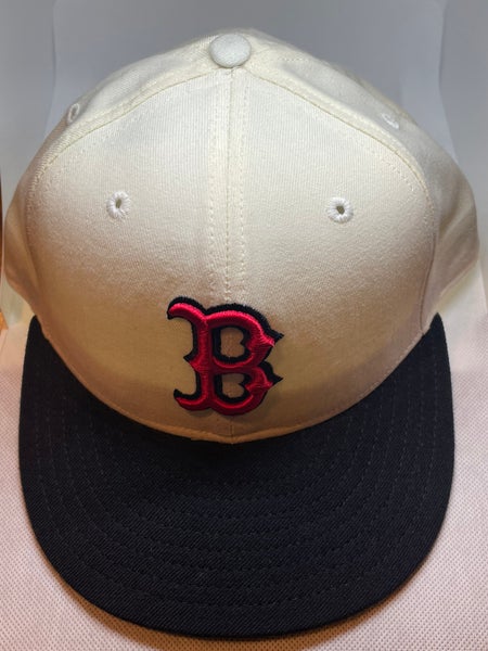 SIZE 7 5/8 Exclusive New Era Fitted Cap, red boston - Depop