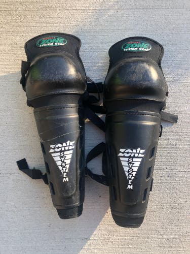 Used Hockey Shin Pads Size Medium Zone System Gear