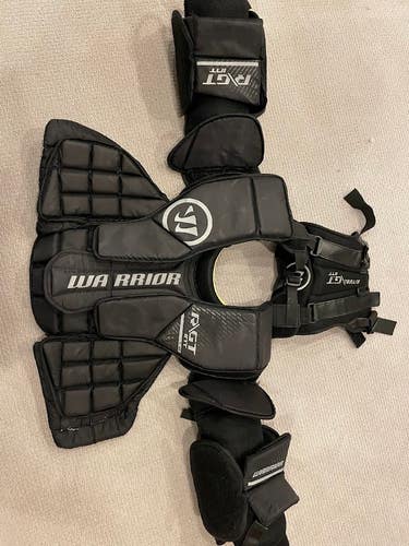 Warrior Ritual GT Goalie Chest Protector. INT S/M