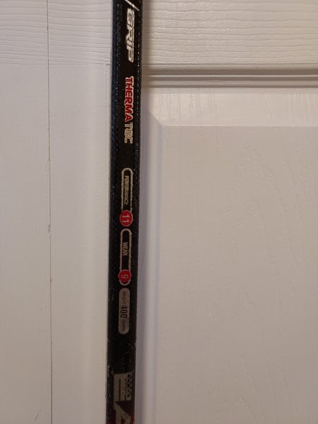 Easton Stealth S13 Senior RH Iginla 85 Flex Stick