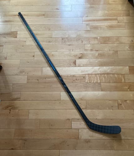 CCM Trigger 6 Pro Hockey Stick - P29 80flex LH