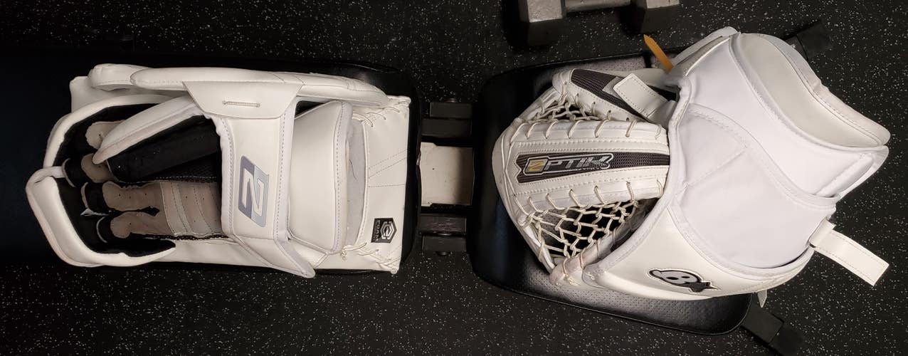 Used Brian's Regular Optik 2 glove and blocker set.