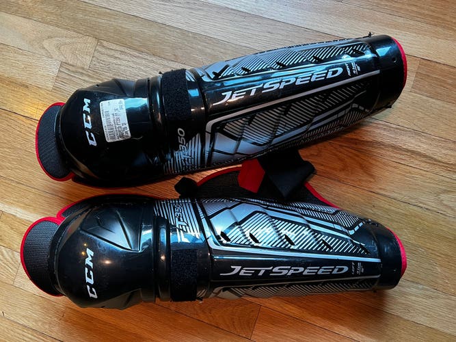 Used CCM JetSpeed FT350 Shin Pads