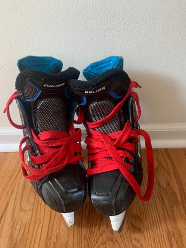 Junior Used Bauer Nexus N9000 Hockey Skates Extra Wide Width Size 3.5