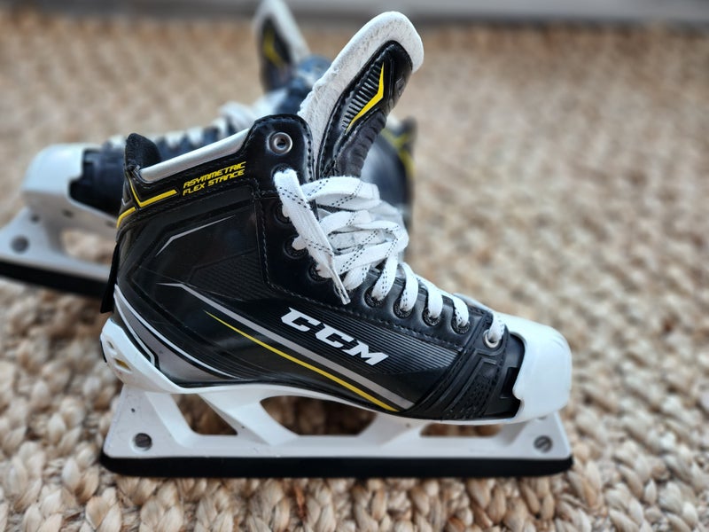 Senior Used CCM Tacks 9080 Hockey Goalie Skates Regular Width Size 9.5