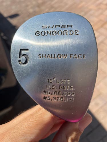 Golf club super Concorde  Wood 5 in 19 deg right handed  Graphite shaft