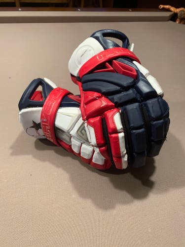 Maverik Showtime ‘19 Max Gloves