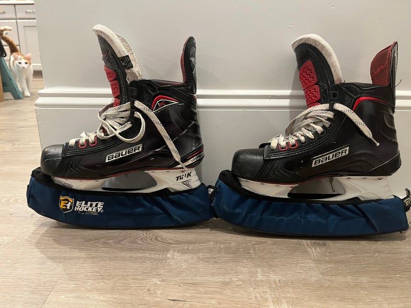 Senior Bauer Regular Width Size 7.5 Vapor 1X Hockey Skates