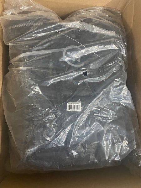 Warrior RItual GT2 Sr Chest Protector XL New In Box