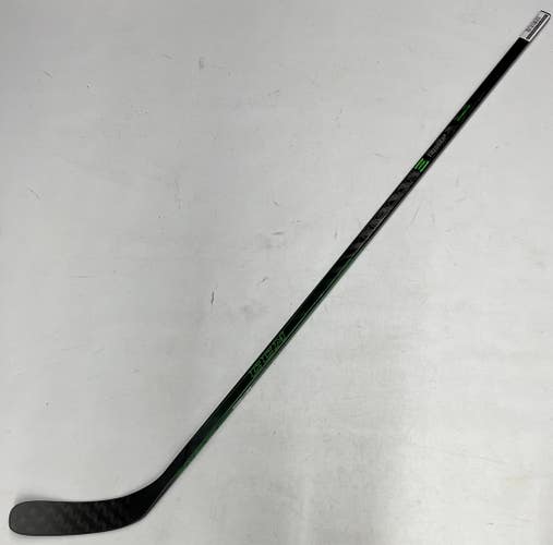 CCM Ribcore Trigger 4 Pro RH Pro Stock Hockey Stick 95 Flex Grip Custom Mid NHL YSH New (9448)