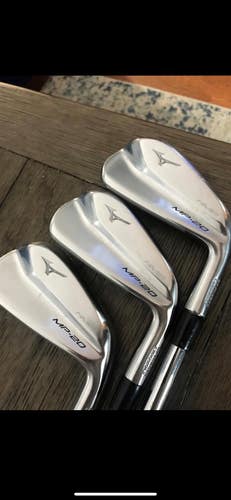 Used Men's Mizuno Right Handed MP-20 HMB/MMC Iron Set