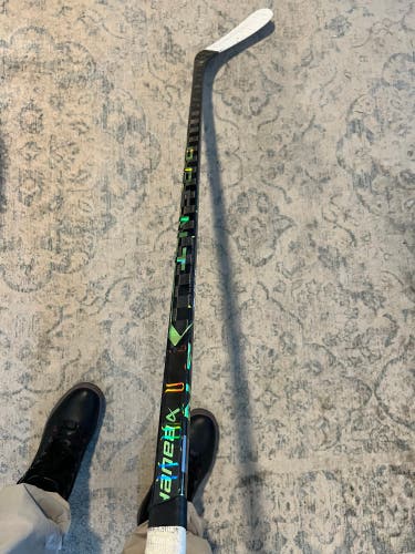 Intermediate Right Handed P92 Ag5nt Hockey Stick