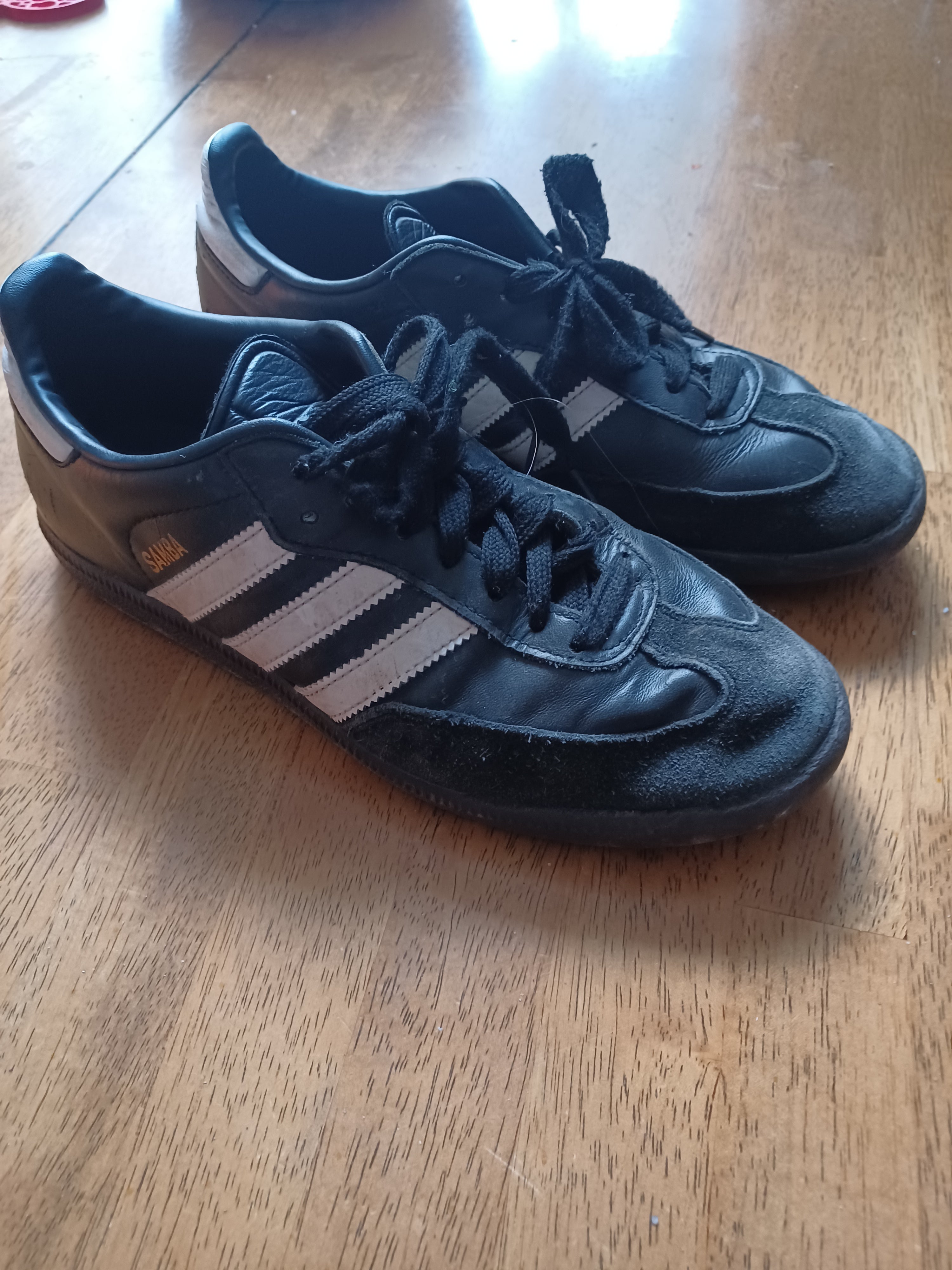 Black Used Men's Size 7.5 (Women's 8.5) Indoor Adidas Samba Cleats |  SidelineSwap