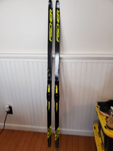 Skate Used Kid's 2019 Fischer Cross Country Skis With Bindings