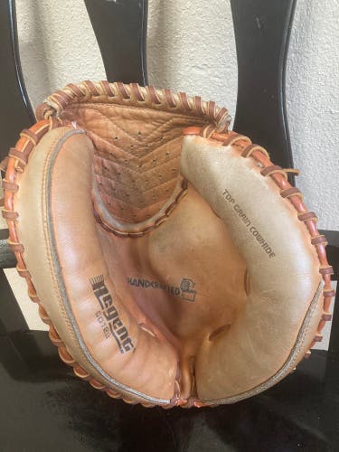 Relaced/reconditioned Regent Catcher’s mitt- 32’ RHT