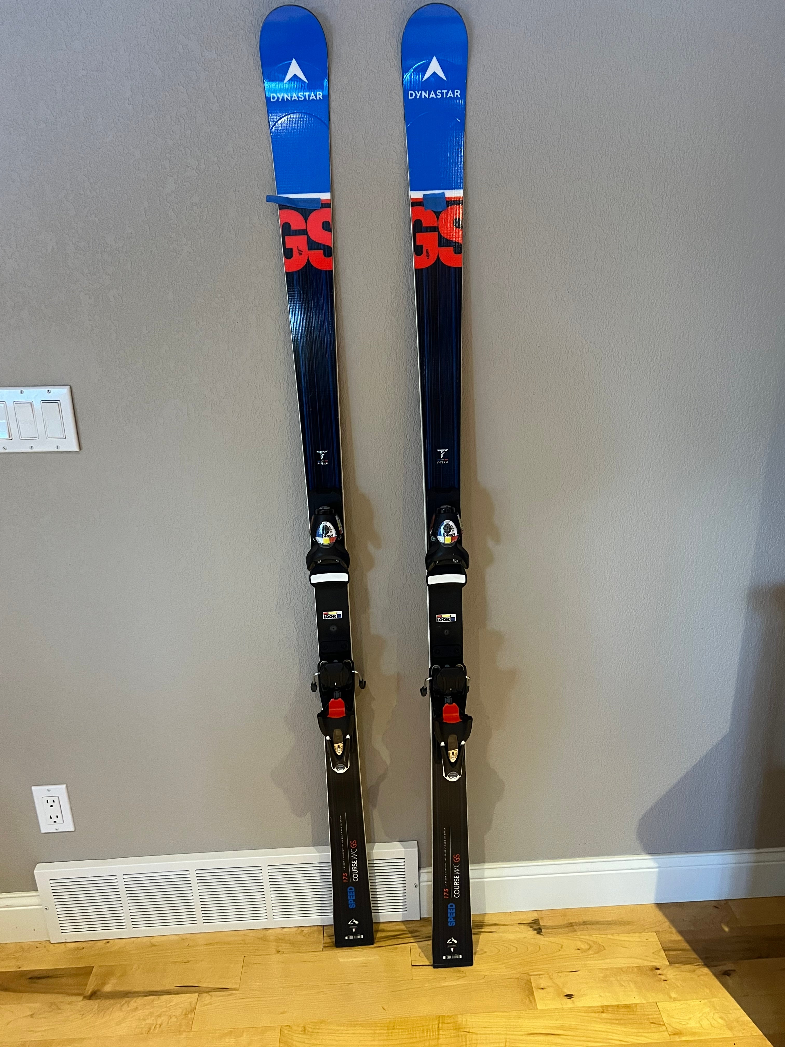 Used Women's Dynastar 175 cm Racing Speed Team GS Skis With 