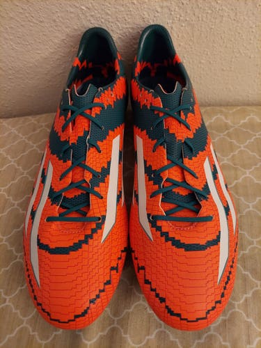 Adidas Messi 10.1