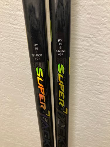 2 Pack Ccm as4 pro hockey stick